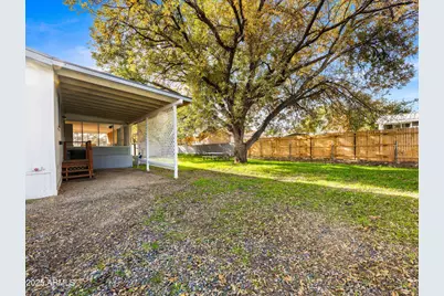18278 S Henley Avenue, Peeples Valley, AZ 86332 - Photo 4