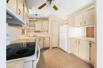 18278 S Henley Avenue, Peeples Valley, AZ 86332 - Photo 18
