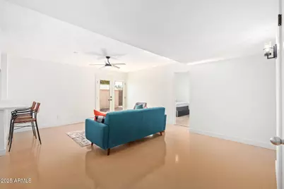 6201 W Indianola Avenue, Phoenix, AZ 85033 - Photo 8