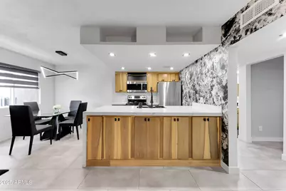 2228 E Campbell Avenue #205, Phoenix, AZ 85016 - Photo 6