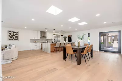 4333 E Fairmount Avenue, Phoenix, AZ 85018 - Photo 8