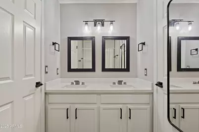 1070 E Sunburst Lane, Tempe, AZ 85284 - Photo 24