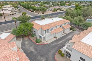 1070 E Sunburst Ln, Tempe, AZ 85284 - Photo 4