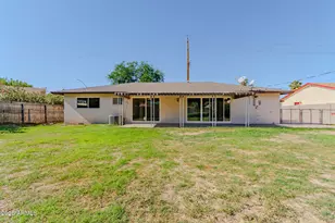 135 N Stapley Dr, Mesa, AZ 85203 - Photo 24