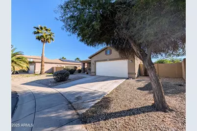 16071 W Gelding Drive, Surprise, AZ 85379 - Photo 4