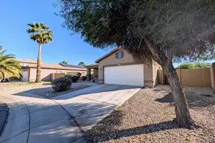 16071 W Gelding Dr, Surprise, AZ 85379 - Photo 4