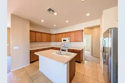 16071 W Gelding Drive, Surprise, AZ 85379 - Photo 14