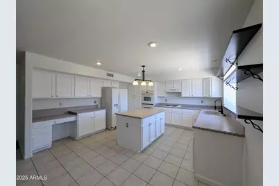 12425 W Encanto Boulevard, Avondale, AZ 85392 - Photo 20