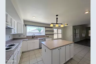 12425 W Encanto Boulevard, Avondale, AZ 85392 - Photo 22