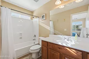 18391 W Port Royale Ln, Surprise, AZ 85388 - Photo 32