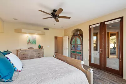 8626 E Santa Catalina Drive, Scottsdale, AZ 85255 - Photo 18