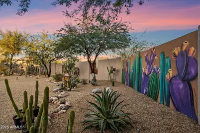 8626 E Santa Catalina Drive, Scottsdale, AZ 85255 - Photo 32