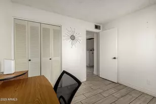 8001 W College Dr, Phoenix, AZ 85033 - Photo 18