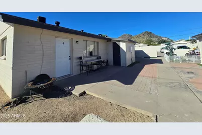 338 E Vogel Avenue, Phoenix, AZ 85020 - Photo 14