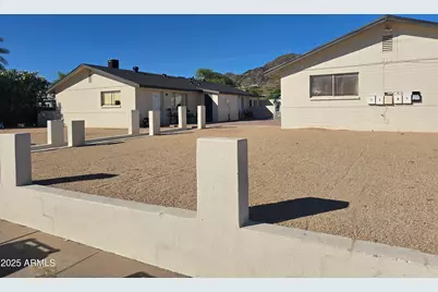 338 E Vogel Avenue, Phoenix, AZ 85020 - Photo 10