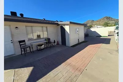 338 E Vogel Avenue, Phoenix, AZ 85020 - Photo 22