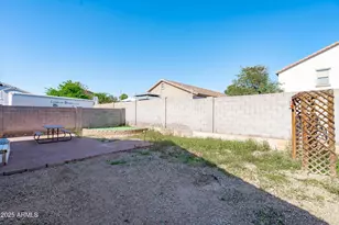 17324 W Acapulco Ln, Surprise, AZ 85388 - Photo 32