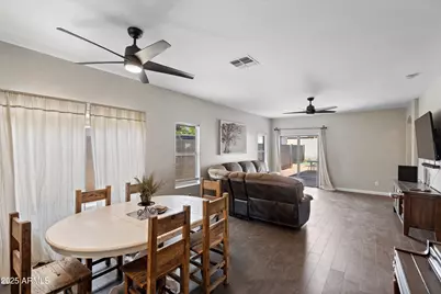 17324 W Acapulco Lane, Surprise, AZ 85388 - Photo 8