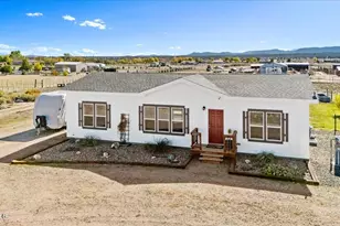 24617 N Laredo Ln, Paulden, AZ 86334 - Photo 2