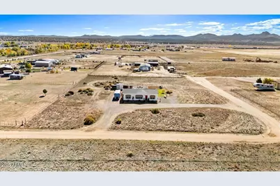 24617 N Laredo Lane, Paulden, AZ 86334 - Photo 42
