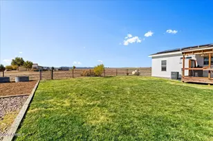 24617 N Laredo Ln, Paulden, AZ 86334 - Photo 36