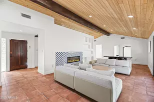 4142 E Stanford Dr, Phoenix, AZ 85018 - Photo 2