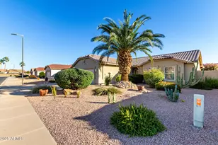 1423 E Peach Tree Dr, Chandler, AZ 85249 - Photo 4