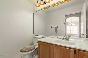 15619 N 7th Dr, Phoenix, AZ 85023 - Photo 8