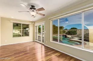 15619 N 7th Dr, Phoenix, AZ 85023 - Photo 10