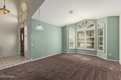 15619 N 7th Drive, Phoenix, AZ 85023 - Photo 2