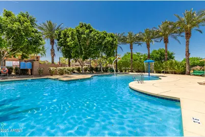 2024 N 77th Lane, Phoenix, AZ 85035 - Photo 34