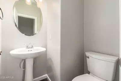 2024 N 77th Lane, Phoenix, AZ 85035 - Photo 12