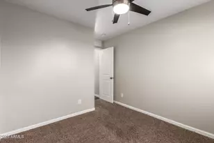 2024 N 77th Ln, Phoenix, AZ 85035 - Photo 18