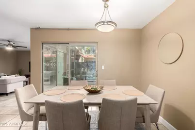 1241 E Medlock Drive #113, Phoenix, AZ 85014 - Photo 6