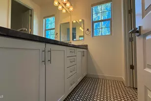 4536 E Walter Way, Phoenix, AZ 85050 - Photo 34