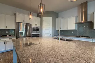 4536 E Walter Way, Phoenix, AZ 85050 - Photo 8