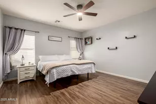 2748 S Sailors Way, Gilbert, AZ 85295 - Photo 12