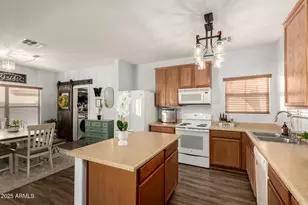 2748 S Sailors Way, Gilbert, AZ 85295 - Photo 6