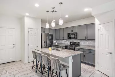 5807 W Warner Street, Phoenix, AZ 85043 - Photo 4