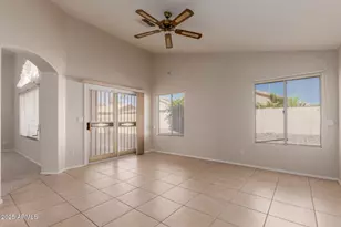 14588 W Bison Path, Surprise, AZ 85374 - Photo 12