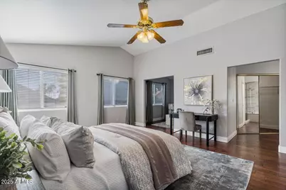 3447 E Glenhaven Drive, Phoenix, AZ 85048 - Photo 2