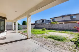 17435 W Saguaro Ln, Surprise, AZ 85388 - Photo 38