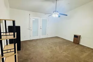 3239 E Sequoia Dr, Phoenix, AZ 85050 - Photo 14