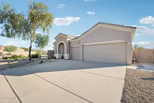 18409 W Sweet Acacia Dr, Goodyear, AZ 85338 - Photo 2