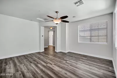 3918 E Cat Balue Drive, Phoenix, AZ 85050 - Photo 16