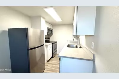 44 E Roanoke Avenue #4, Phoenix, AZ 85004 - Photo 16