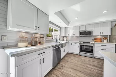 7750 E Pleasant Run, Scottsdale, AZ 85258 - Photo 10