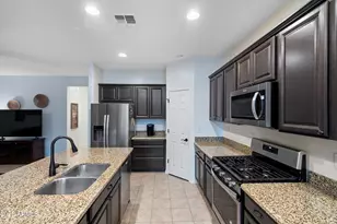 2180 W Emrie Ave, San Tan Valley, AZ 85144 - Photo 12