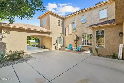 7281 W Mariposa Grande Lane, Peoria, AZ 85383 - Photo 6