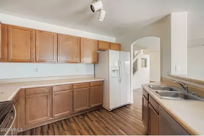 191 S 223rd Avenue, Buckeye, AZ 85326 - Photo 10